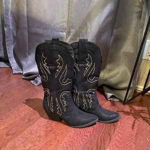 Black Cowboy Boots